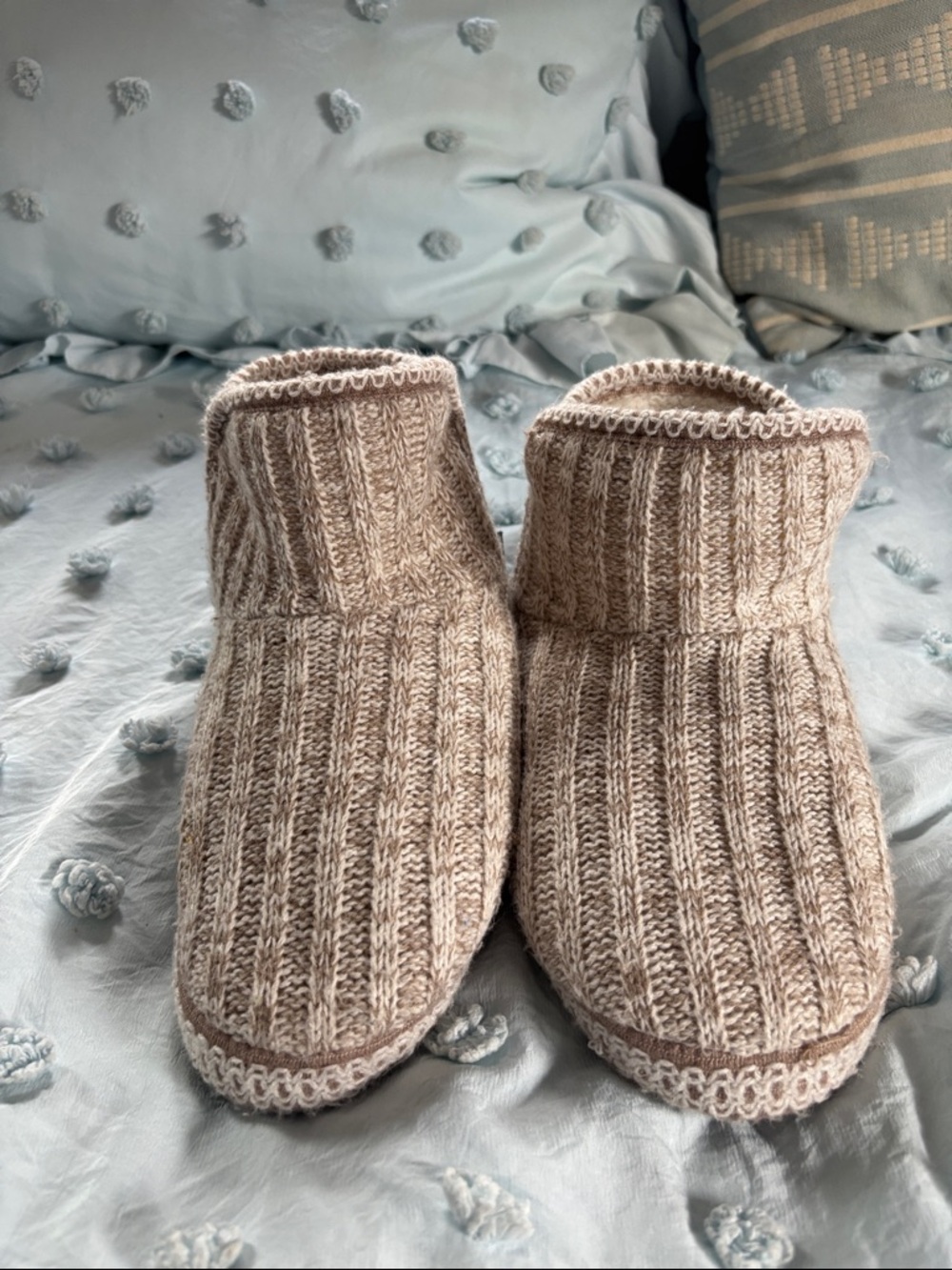 Muk Luks Beige Knit Cozy Slippers